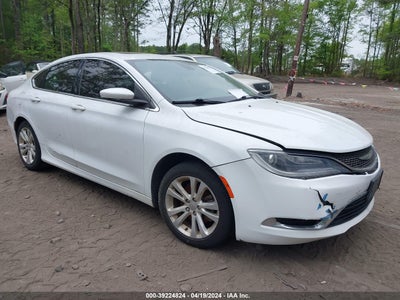 CHRYSLER 200 2015