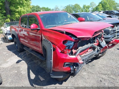 TOYOTA TACOMA 2018
