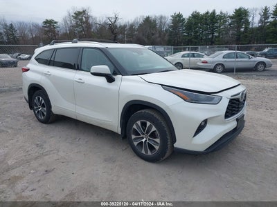 TOYOTA HIGHLANDER 2021