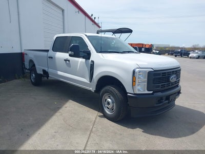FORD F-250 2024