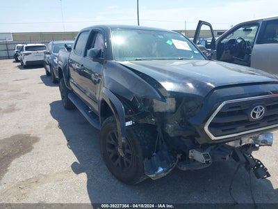 TOYOTA TACOMA 2017