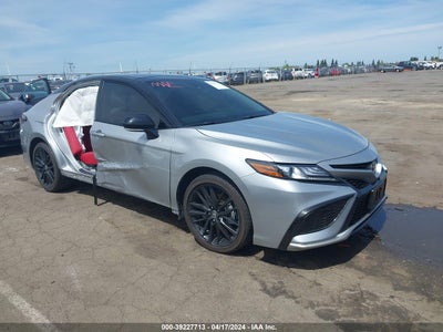 TOYOTA CAMRY 2024
