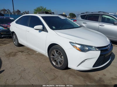 TOYOTA CAMRY 2016