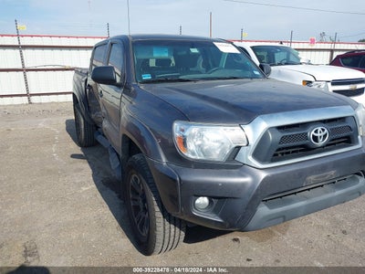 TOYOTA TACOMA 2015