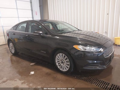 FORD FUSION HYBRID 2015