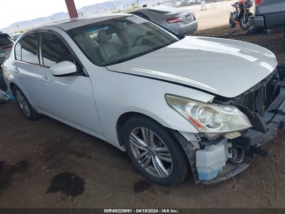 INFINITI G37 2011