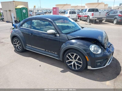 VOLKSWAGEN BEETLE 2016