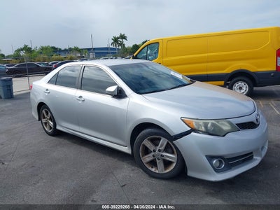 Toyota Camry 2014