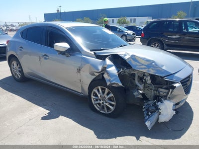 Mazda 3 2015