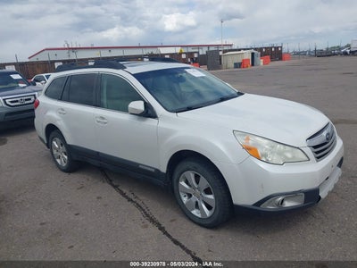 SUBARU OUTBACK 2011