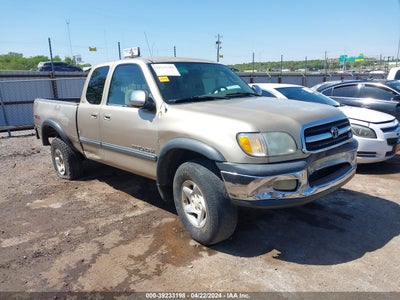 TOYOTA TUNDRA 2002