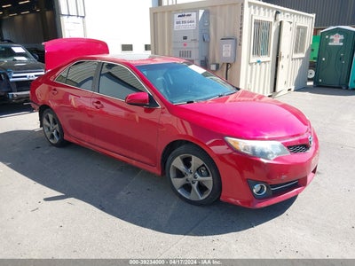 TOYOTA CAMRY 2014