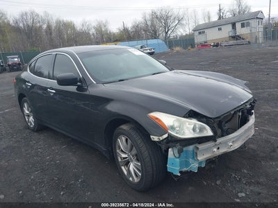 Infiniti M37 2012
