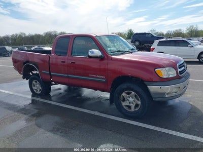 TOYOTA TUNDRA 2000