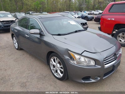 NISSAN MAXIMA 2014