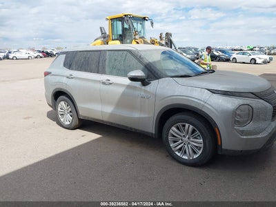 Mitsubishi Outlander phev 2024