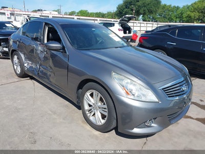 Infiniti G37 2013