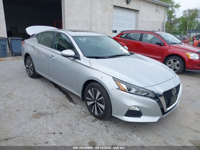 NISSAN ALTIMA 2022