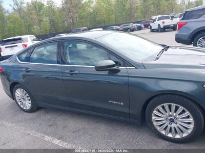 Ford Fusion 2016
