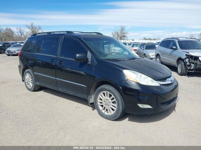 Toyota Sienna 2008