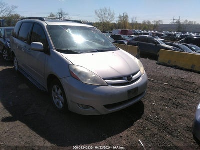 TOYOTA SIENNA 2008