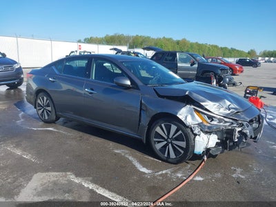 Nissan Altima 2019