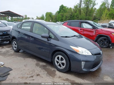 TOYOTA PRIUS 2013