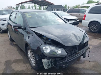 VOLKSWAGEN GOLF 2013