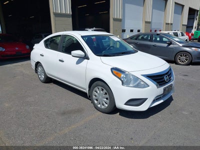 NISSAN VERSA 2016