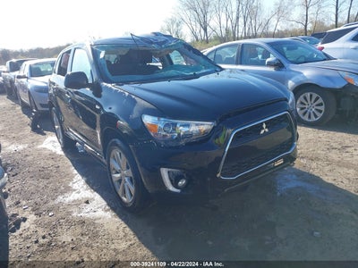 Mitsubishi Outlander sport 2015