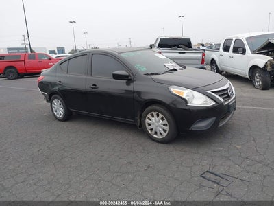 NISSAN VERSA 2019