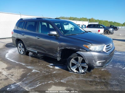 TOYOTA HIGHLANDER 2013