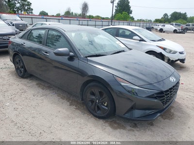 HYUNDAI ELANTRA 2022