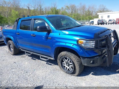 Toyota Tundra 2016