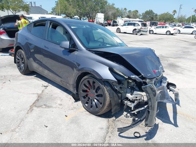 TESLA MODEL Y 2023