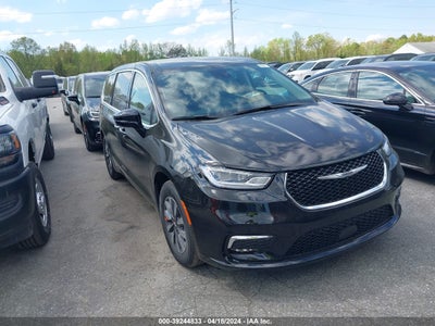 Chrysler Pacifica 2024