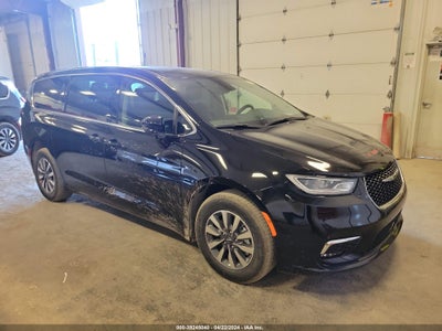 Chrysler Pacifica 2024