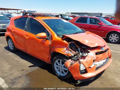 TOYOTA PRIUS C 2013