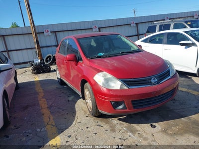 NISSAN VERSA 2010