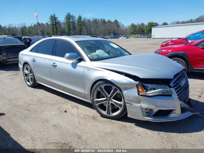 Audi S8 2013