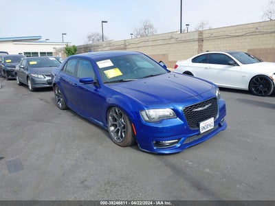 CHRYSLER 300 2018