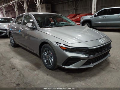 Hyundai Elantra 2024