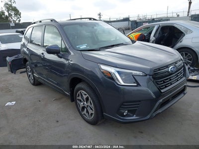 SUBARU FORESTER 2024