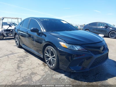 TOYOTA CAMRY 2018