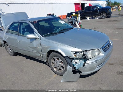 TOYOTA CAMRY 2000
