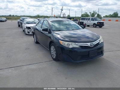 TOYOTA CAMRY 2013