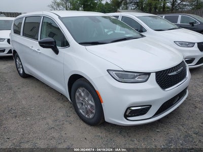 Chrysler Pacifica 2024