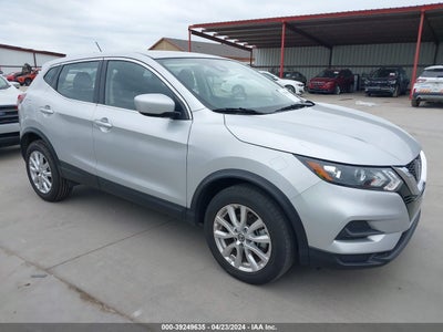 Nissan Rogue sport 2021