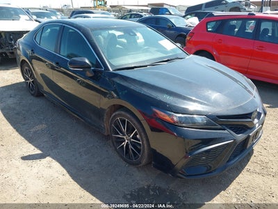 Toyota Camry 2022