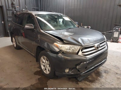 TOYOTA HIGHLANDER 2012